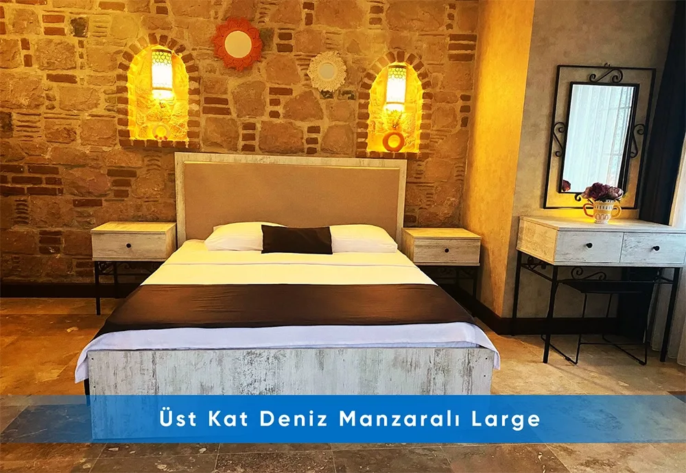 Üst Kat Deniz Manzaralı Large